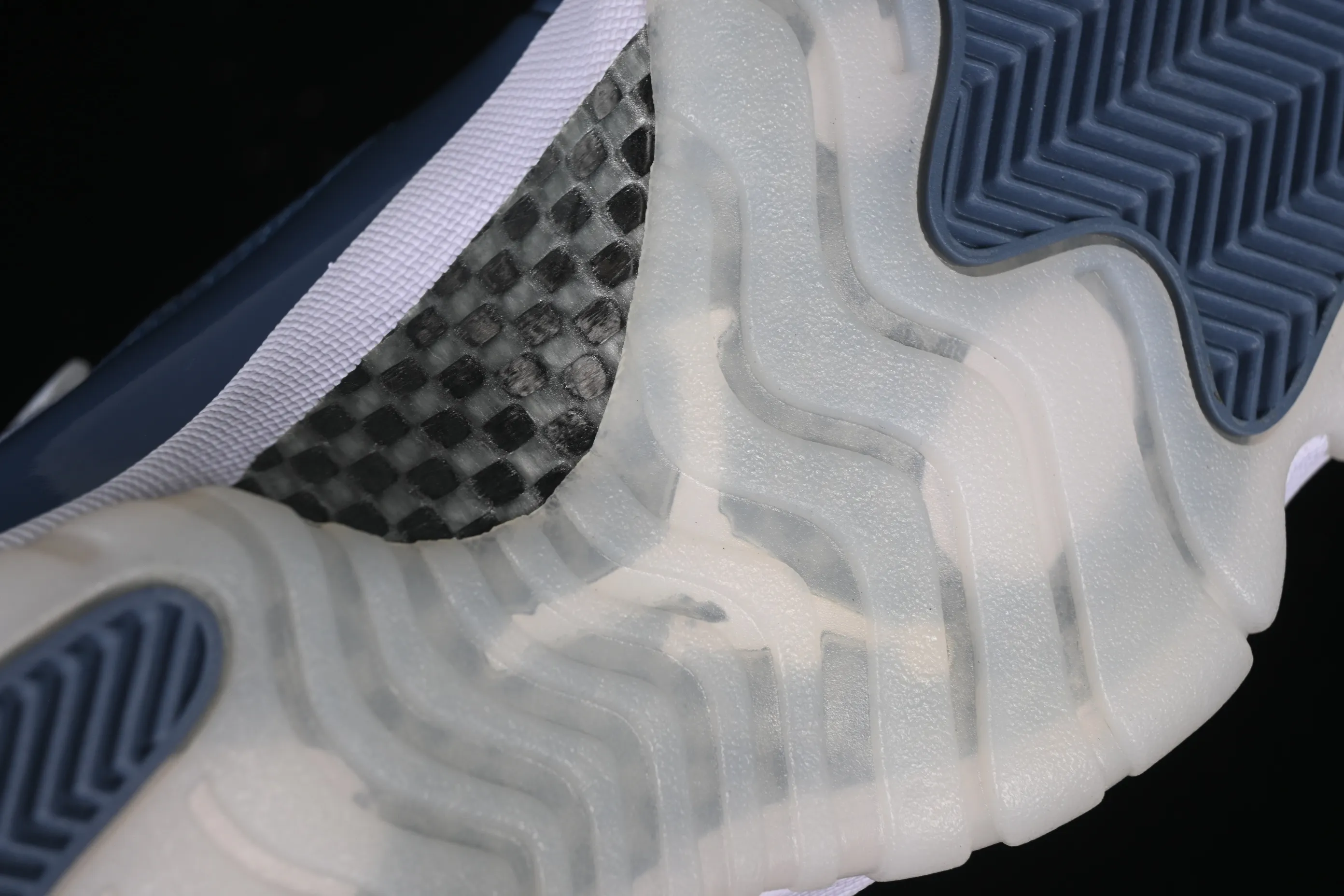 All categories Air Jordan Jordan series basketball shoes Air Jordan 11 Air Jordan 11 Low "Diffused Blue" AJ11 Joe 11 navy blue genuine carbon FV5104-104